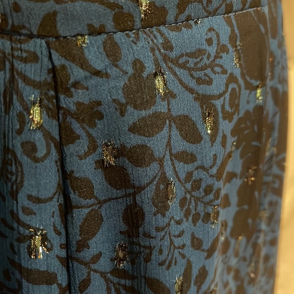 Blue Black Floral Printed Gold Metallic Flowy Ann Taylor Midi Skirt Size 6 - Picture 6 of 9
